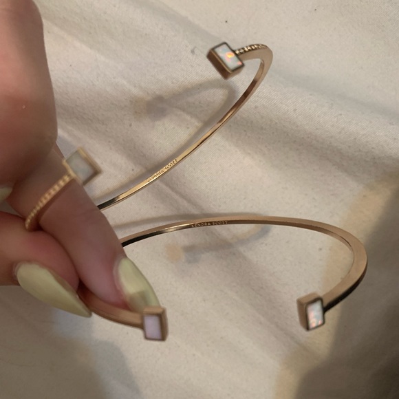 Set of 2 Kendra Scott bangle bracelets - Picture 2 of 6